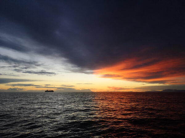 Гдетопосредиатлантики