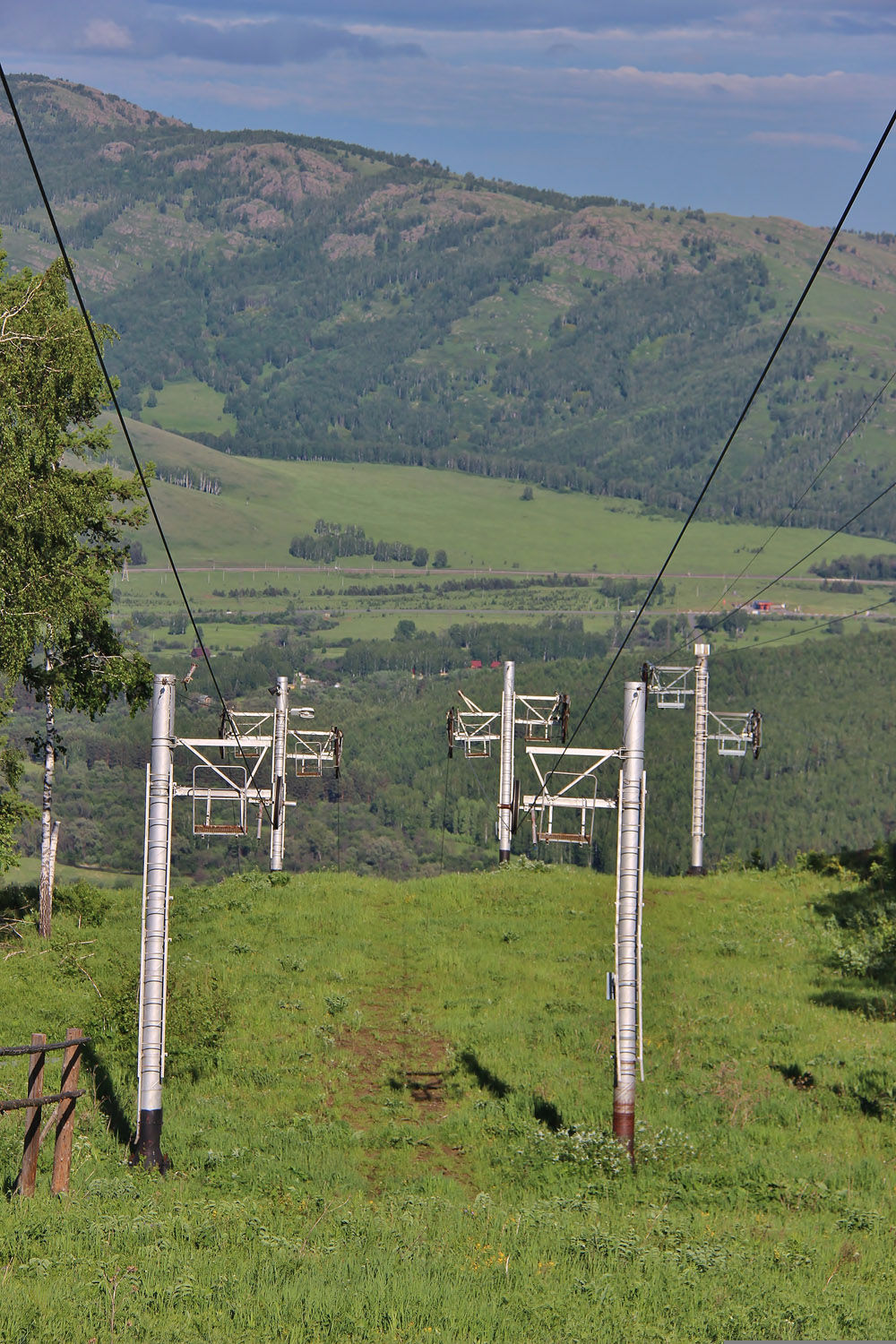 А как выглядит горнолыжка летом? (Абзаково)